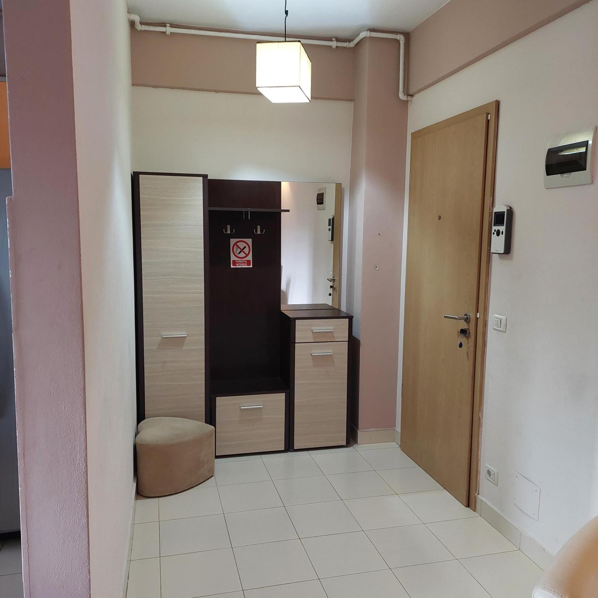 Apartament Very Big Apartment Bistrita  Bagian luar foto